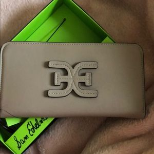 Sam Edelman nude wallet for women’s